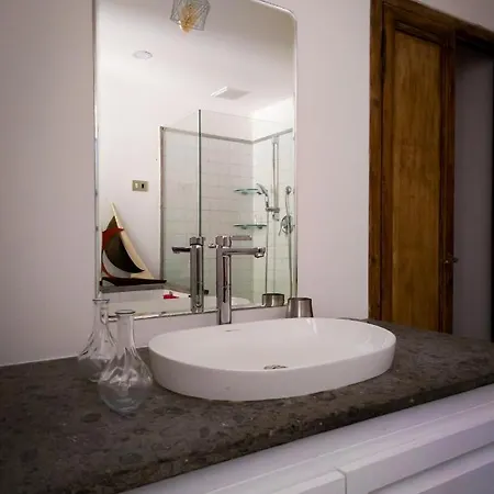 Raffaello Terrace - Near Piazza Navona *